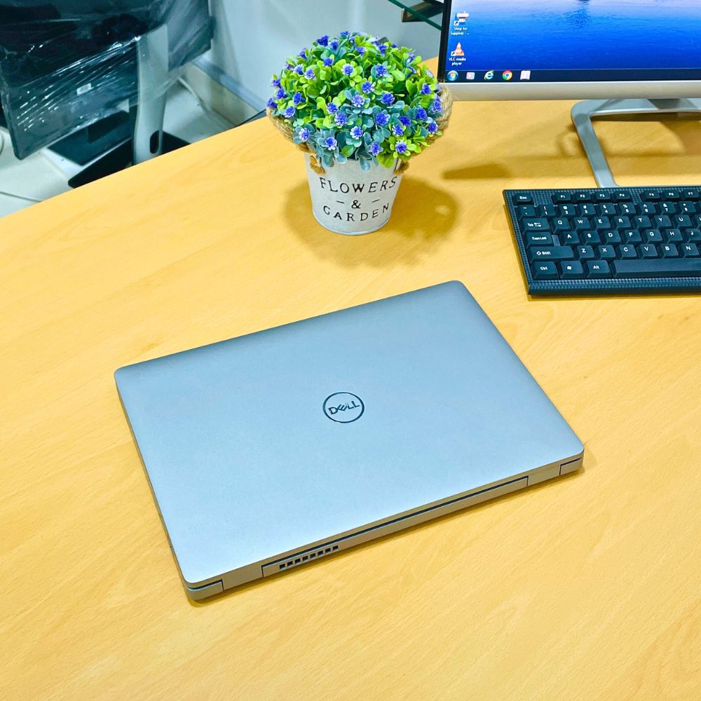 DELL LATITUDE 5410 i7 10TH GEN RAM 16GB SSD 512GB 14" FHD WINDOWS 11 PRO