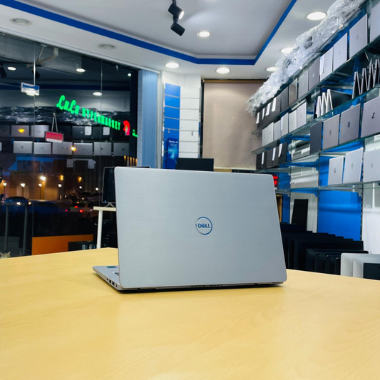 Dell Latitude 7330 i7 12th Generation Ram 16GB DDR4 SSD 512GB M.2 Screen 13.3” FHD Windows 11 pro