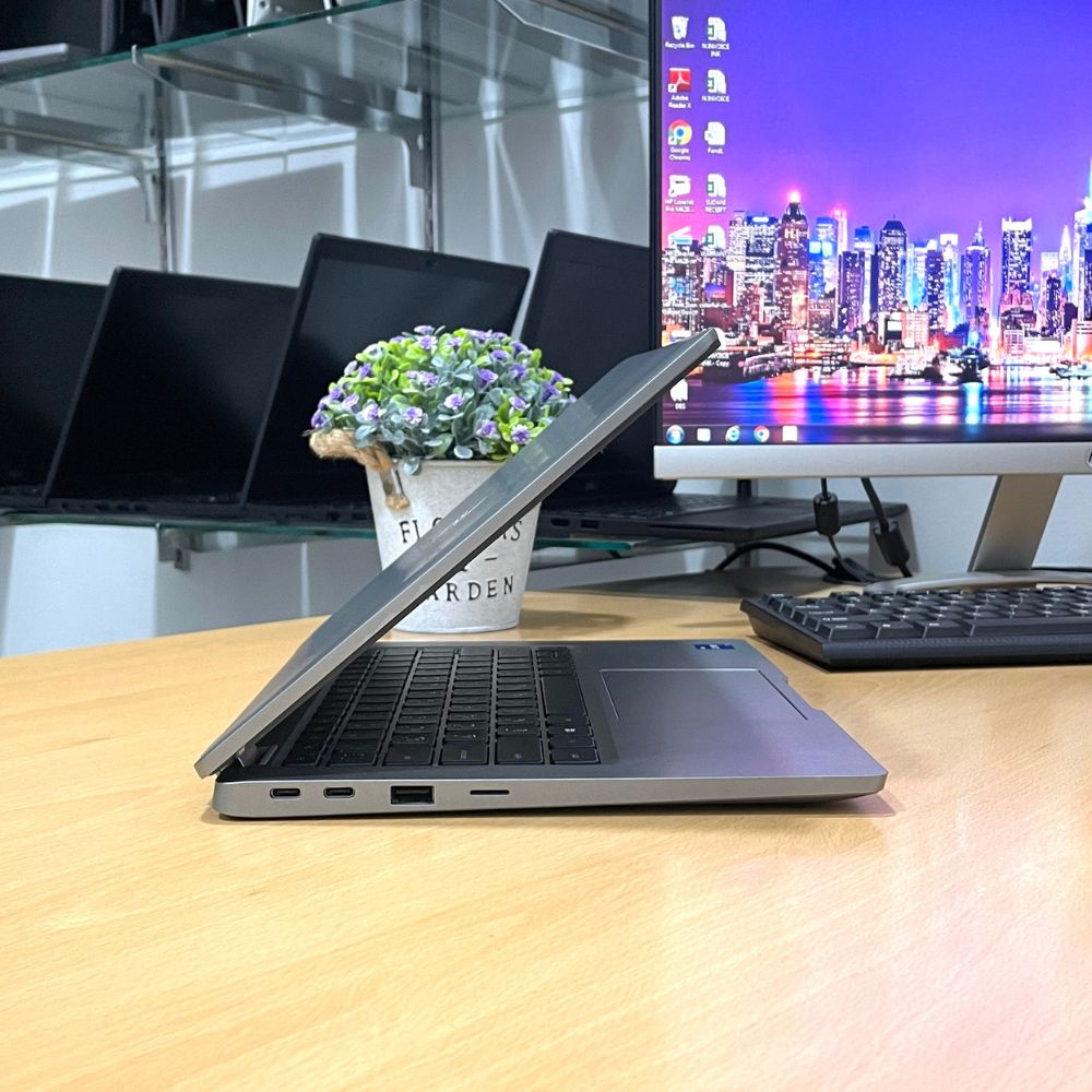 DELL LATITUDE 5320 i7 11TH GEN RAM 32GB SSD 512GB 13.3" TOUCH SCREEN WINDOWS 11 PRO