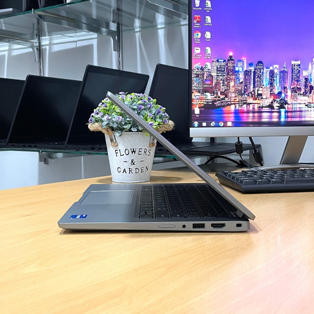 DELL LATITUDE 5320 i7 11TH GEN RAM 32GB SSD 512GB 13.3" TOUCH SCREEN WINDOWS 11 PRO