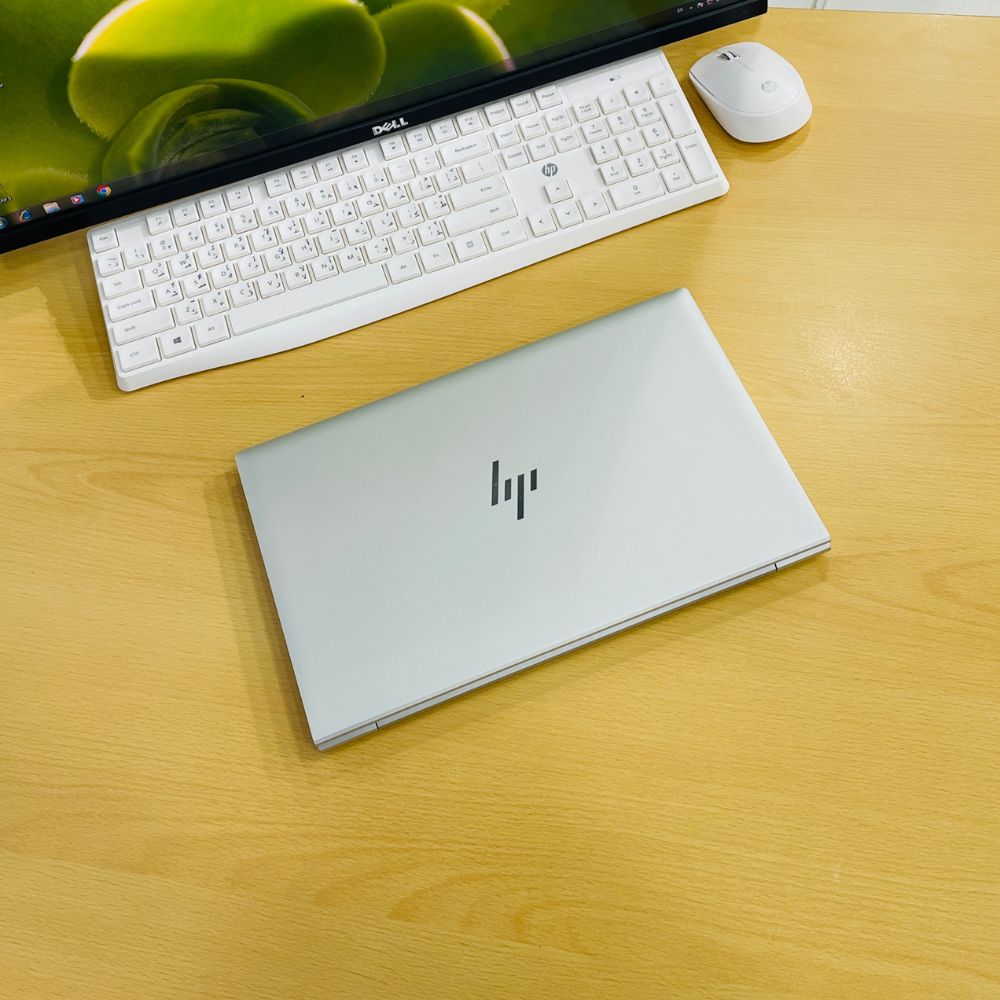 HP ELITEBOOK 830 G8 i5 11TH GEN RAM 8GB SSD 256GB 13.3" WINDOWS 11 PRO