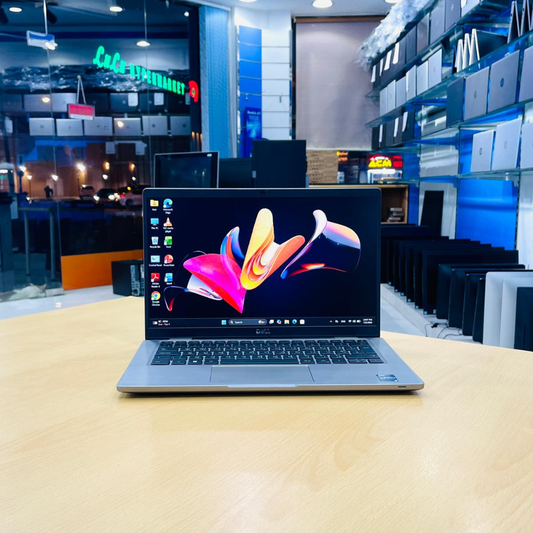 Dell Latitude 7330 i7 12th Generation Ram 16GB DDR4 SSD 512GB M.2 Screen 13.3” FHD Windows 11 pro