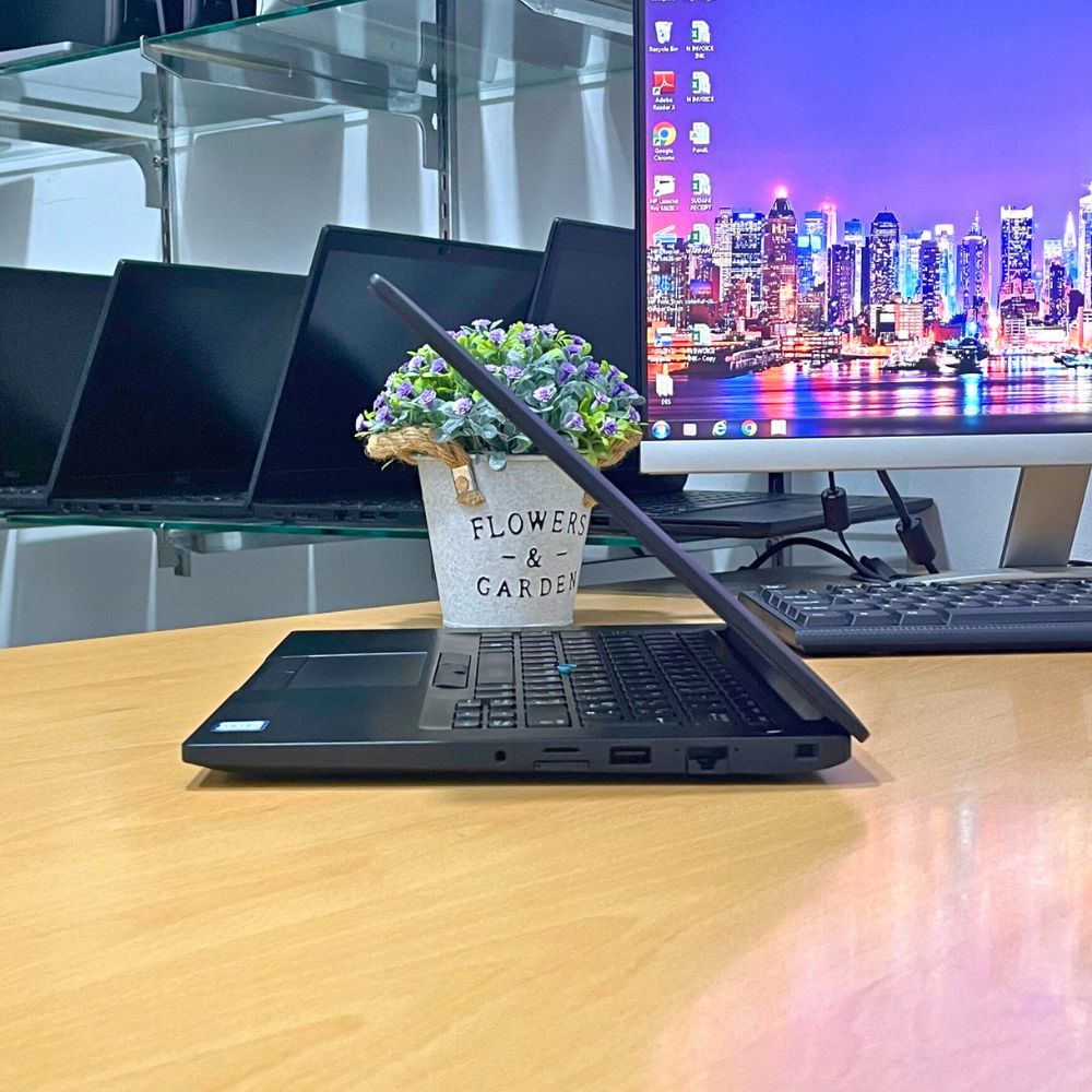 DELL LATITUDE 7480 I7 6TH GEN RAM 16GB SSD 512GB 14" WINDOWS 11 PRO