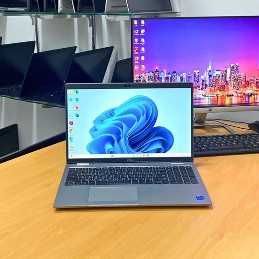 DELL LATITUDE 5520 i5 11TH GEN RAM 16GB SSD 512GB 15.6" WINDOWS 11 PRO