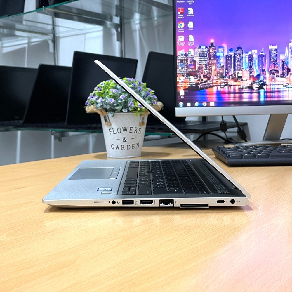 HP ELITEBOOK 830 G5 i5 7TH GEN RAM 8GB SSD 256GB 13.3" WINDOWS 11 PRO