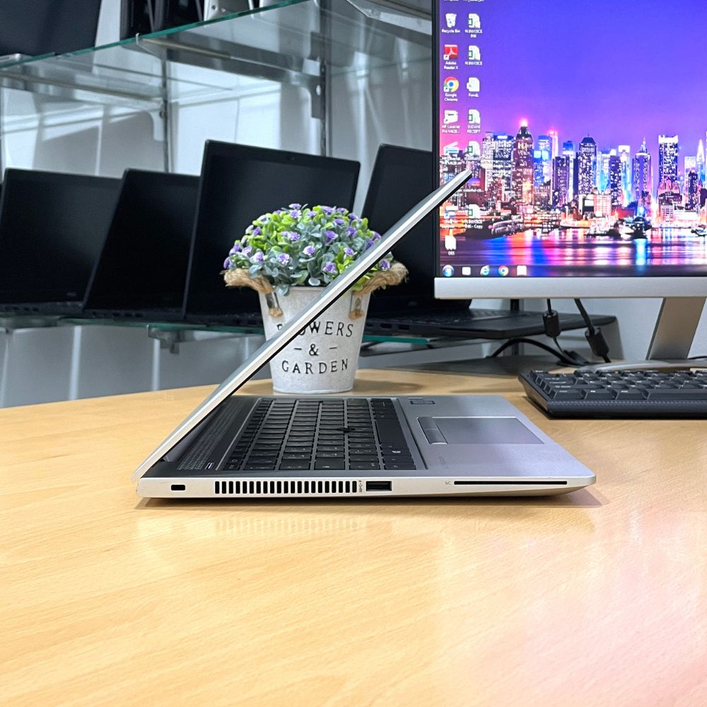 HP ELITEBOOK 830 G5 i5 7TH GEN RAM 8GB SSD 256GB 13.3" WINDOWS 11 PRO