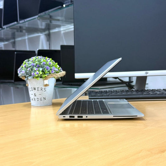 TOUCH SCREEN HP EliteBook 835 G8 AMD Ryzen 5 Pro RAM-8GB SSD-256GB WINDOWS 11 PRO 64BIT