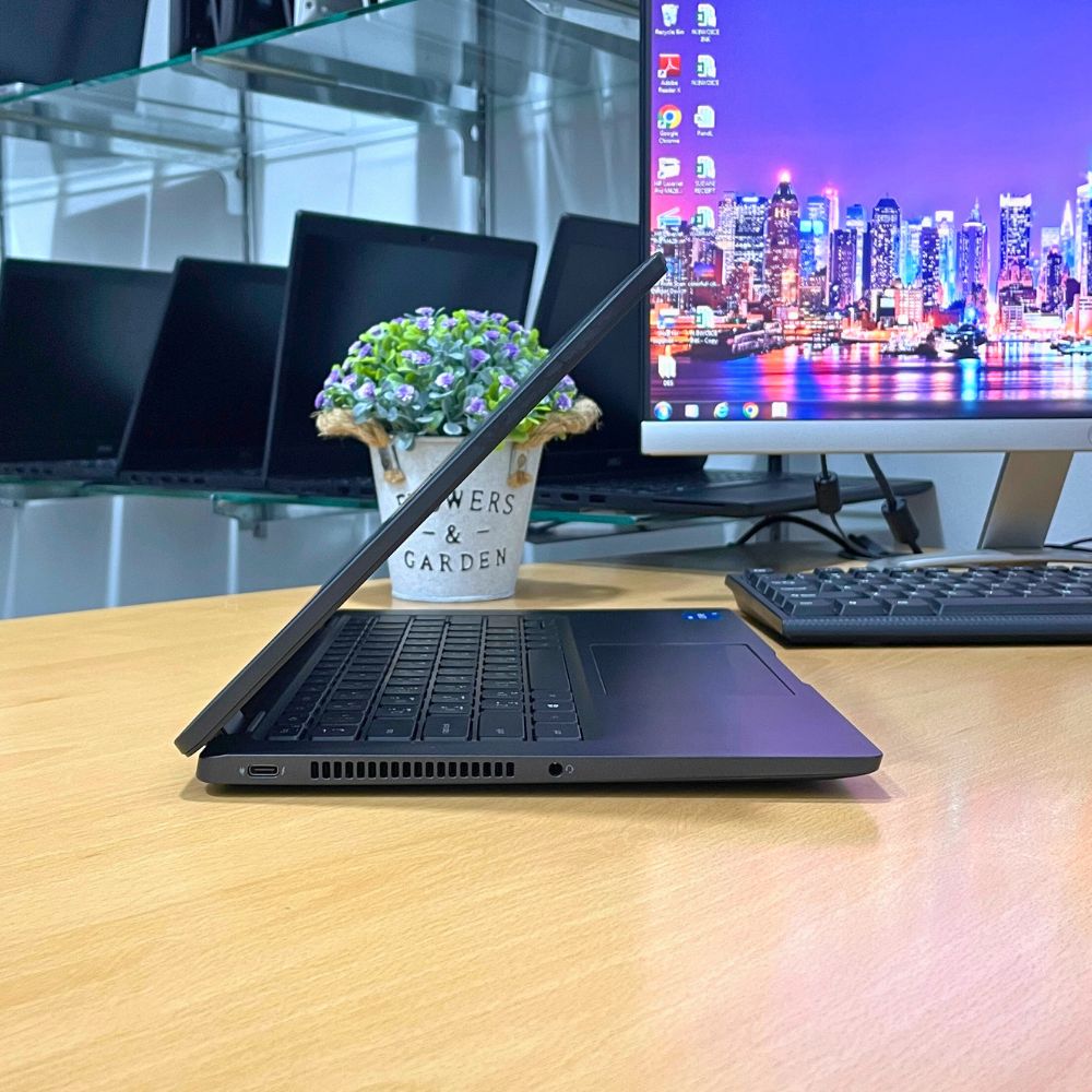 DELL LATITUDE 7420 i5 11TH RAM 8GB SSD 256GB 14" FHD WINDOWS 11 PRO