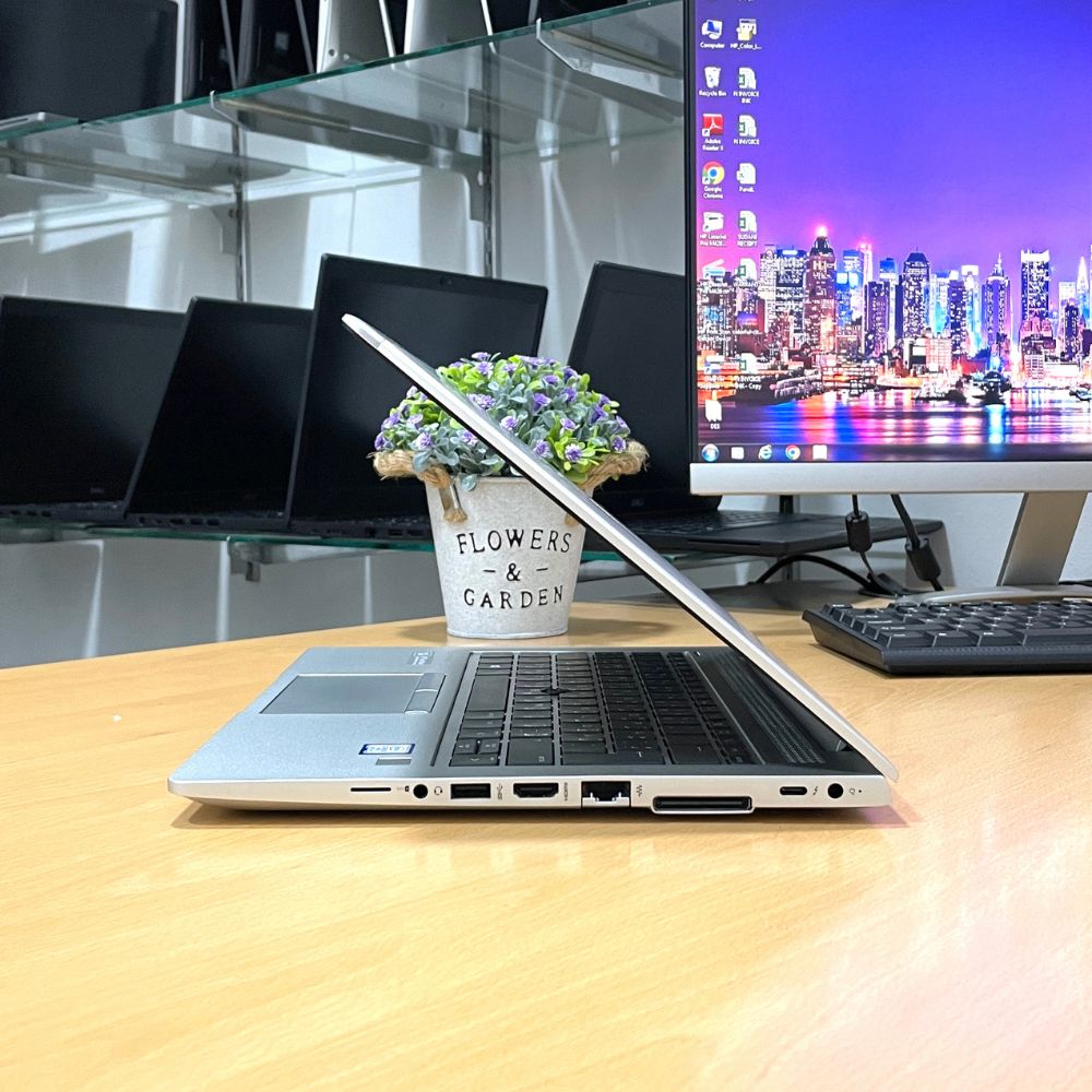 HP ELITEBOOK 830 G6 i5 8TH GEN RAM 16GB SSD 256GB TOUCH 13.3" WINDOWS 11 PRO