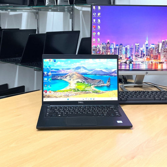 DELL LATITUDE 7390 i5 8TH GEN RAM 8GB SSD 256GB TOUCH 13.3" FHD WINDOWS 11 PRO