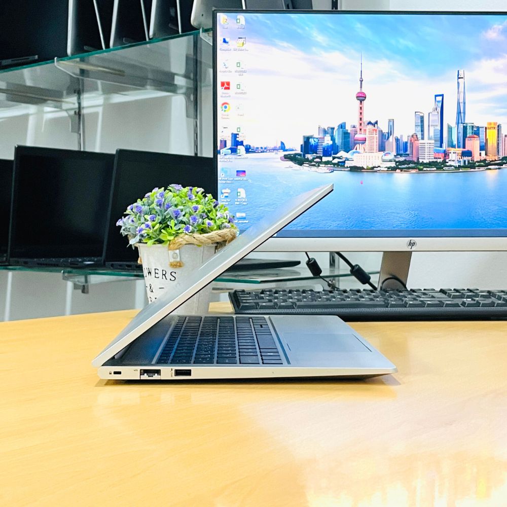 HP PROBOOK 455 G8 AMD RYZEN 5 WITH RADEON RAM 16GB SSD 512GB 15.6" WINDOWS 11 PRO