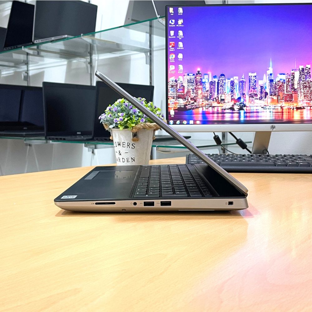 DELL PRECISION 7550 i7 10TH 16GB 512GB 4GB NVIDIA GRAPHIC 15.6" WINDOWS 11 PRO