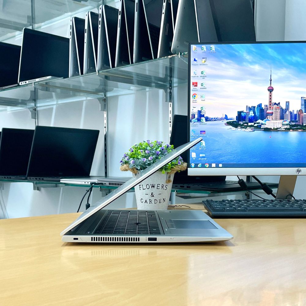 HP ELITEBOOK 850 G5 i7 8TH GEN RAM 32GB SSD 512GB 15.6" WINDOWS 11 PRO