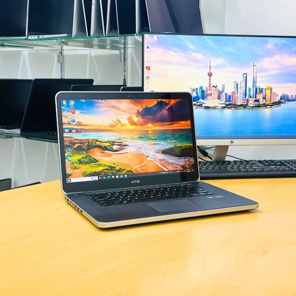 Dell XPS L521X Core i7- 3rd Gen Ram 8GB SSD 256GB 15.6” inch Window 10