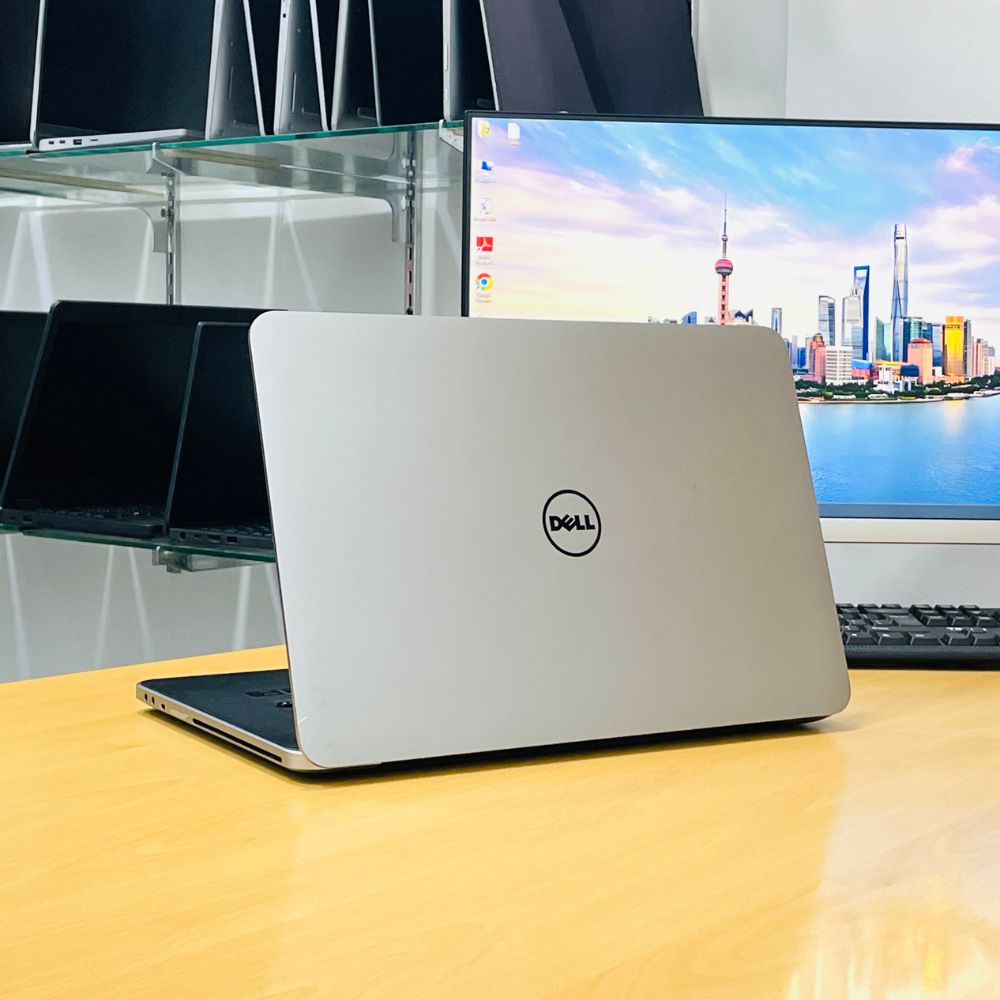 Dell XPS L521X Core i7- 3rd Gen Ram 8GB SSD 256GB 15.6” inch Window 10