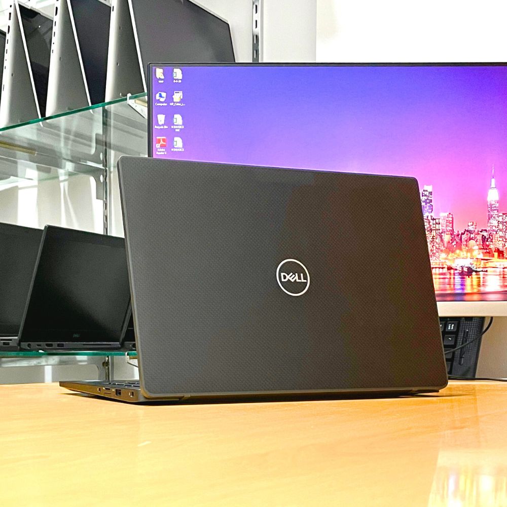DELL LATITUDE 7400 i5 8TH GEN RAM 8GB SSD 256GB 14" FHD WINDOWS 11 PRO