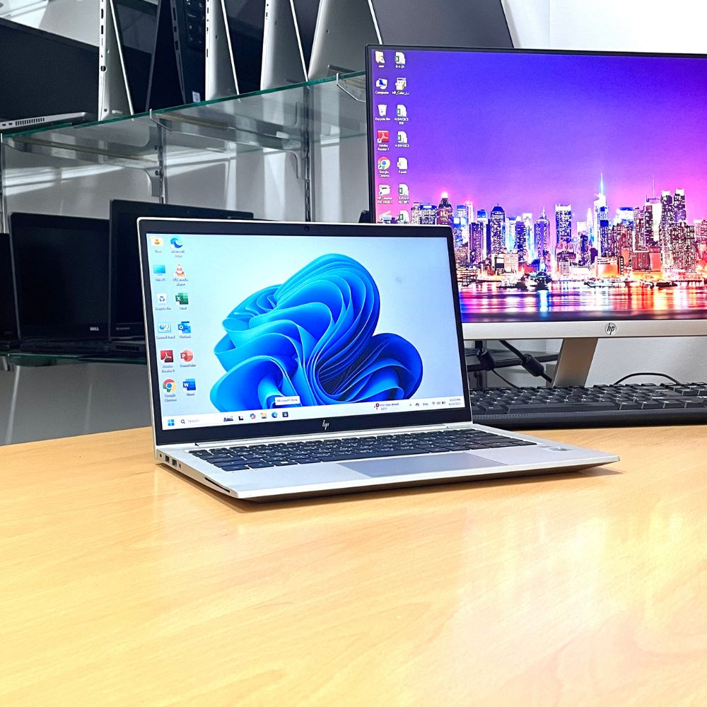 HP ELITEBOOK 830 G7 i7 10TH GEN RAM 16GB SSD 512GB 13.3"  WINDOWS 11 PRO