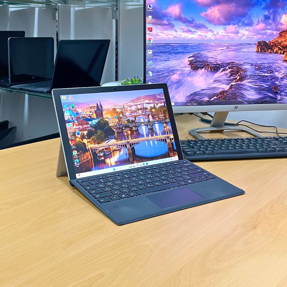 MICROSOFT SURFACE PRO 4 i5 6TH GEN RAM 8GB SSD 256GB 2 IN 1 TOUCH SCRREN WINDOWS 11 PRO