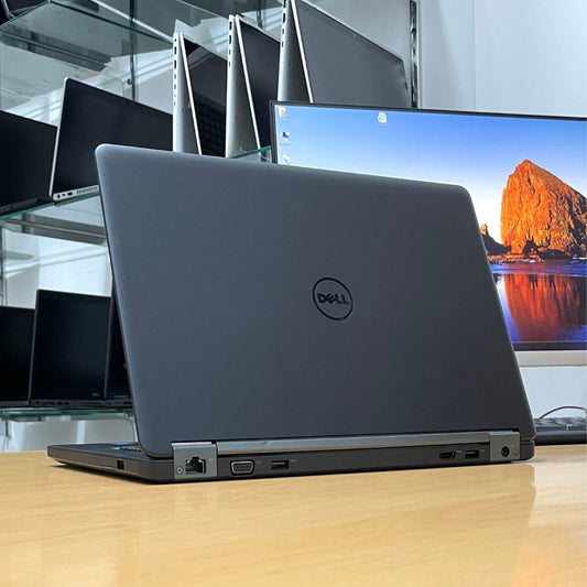 DELL LATITUDE 5450 i5 5TH GEN RAM 8GB SSD 256GB 14" WINDOWS 1O PRO